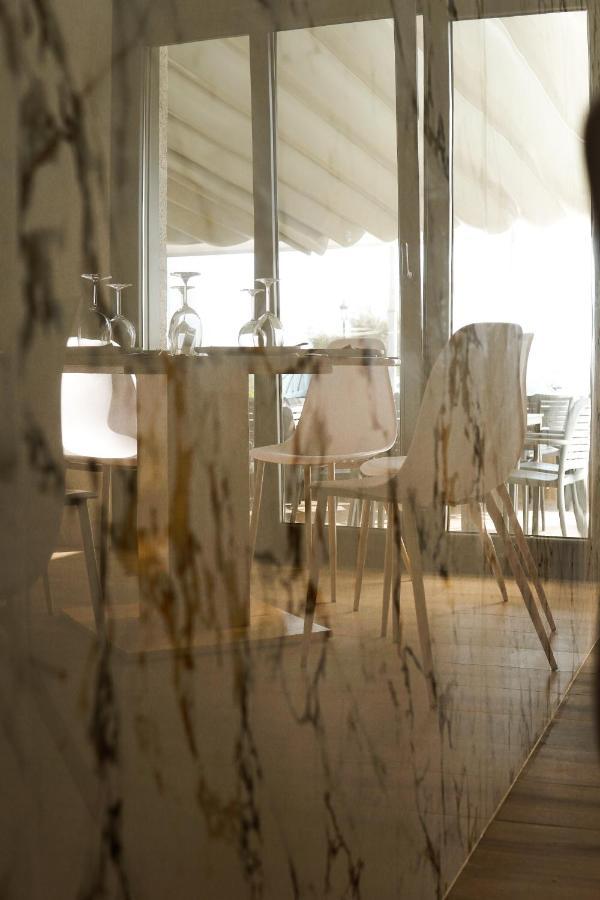 Hostal Montevideo Beachfront Nigrán 외부 사진