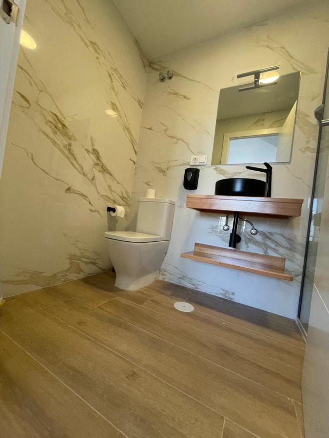 Hostal Montevideo Beachfront Nigrán 외부 사진