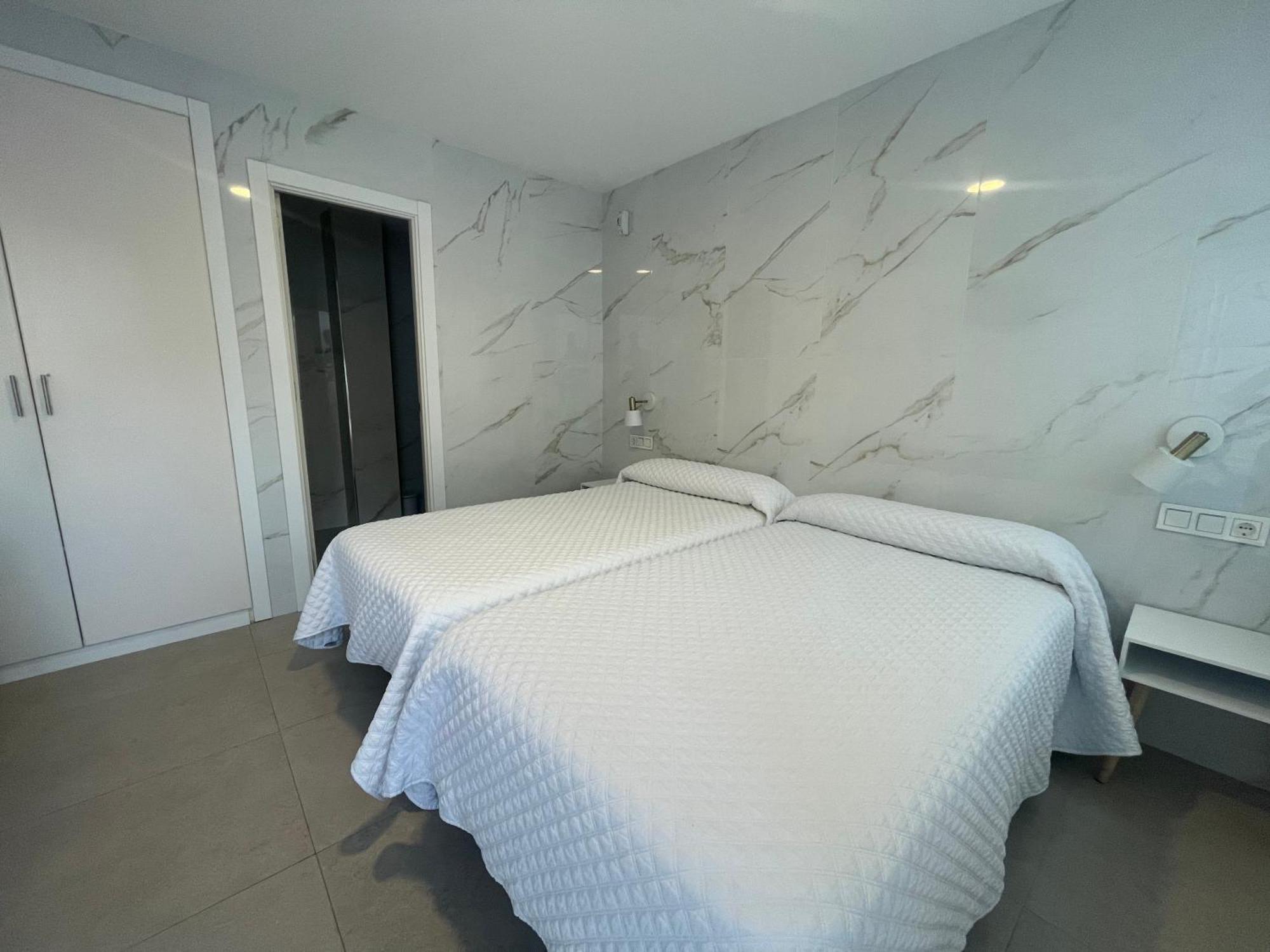 Hostal Montevideo Beachfront Nigrán 외부 사진