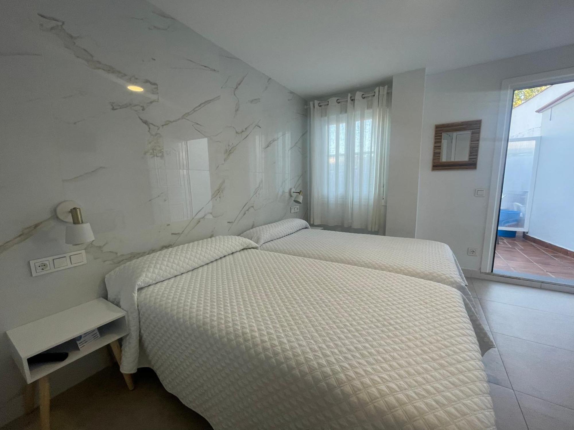 Hostal Montevideo Beachfront Nigrán 외부 사진